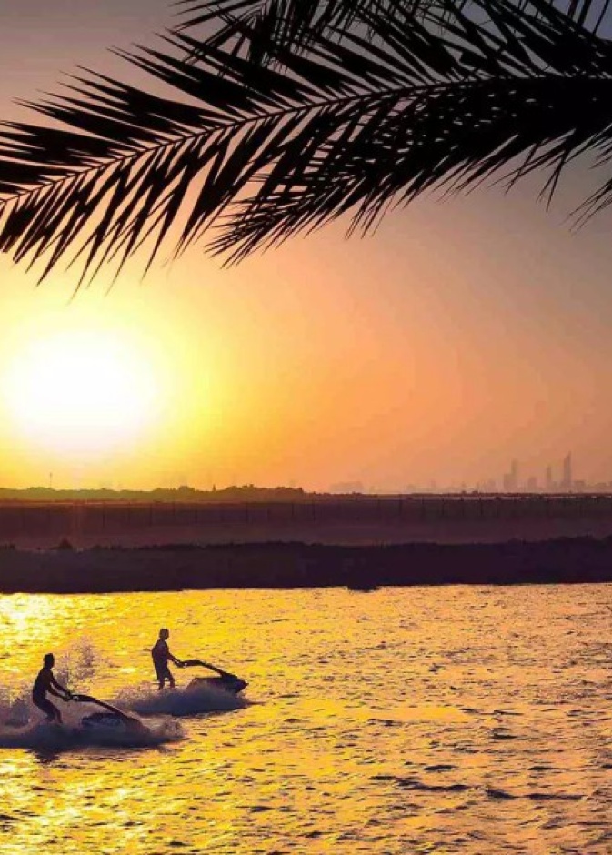 10 شواطئ لا تفوتي زيارتها في أبوظبي