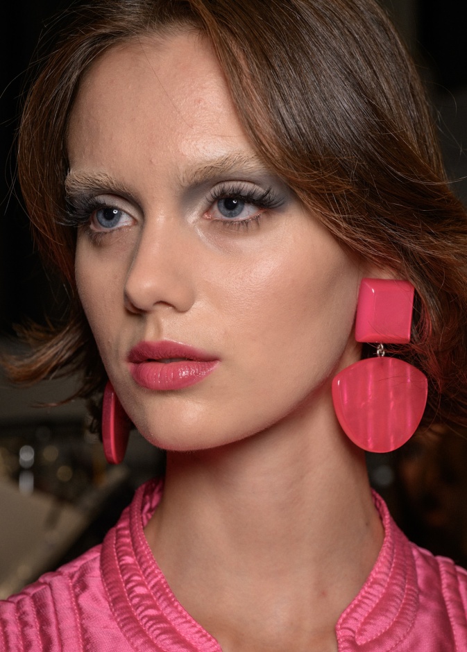  أحمر شفاه Juicy Lips بتدرجات اللون الوردي من دار Emporio Armani
