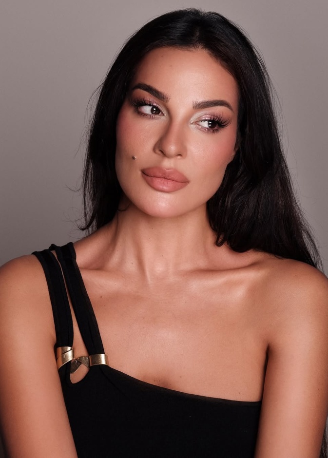 النجمة نادين نجيم صورة من انستغرامها