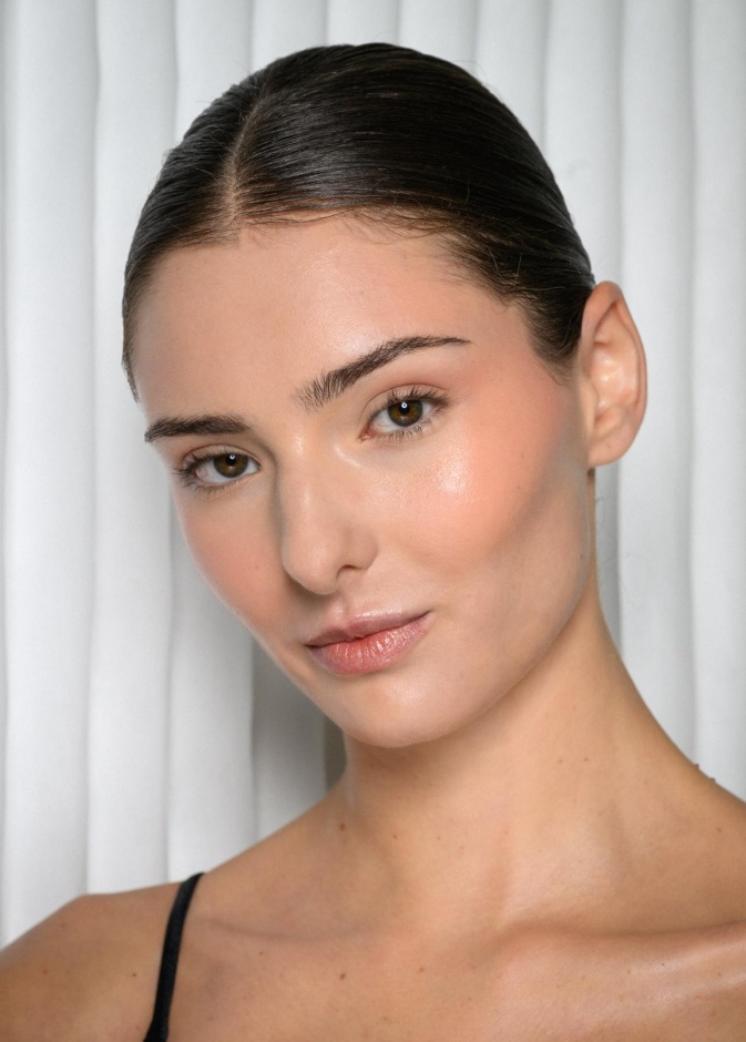 طرق تعزيز الكولاجين في جسمك للحفاظ على شبابك