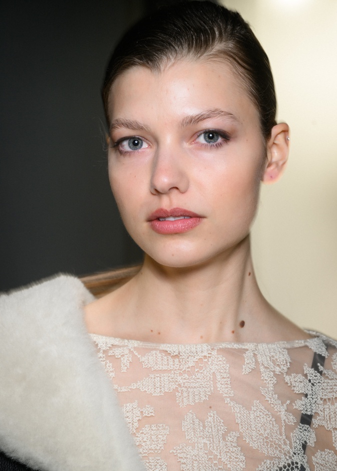 الماء البارد أم الدافئ؟ أيهما تأثيره أفضل على جمال على بشرتك