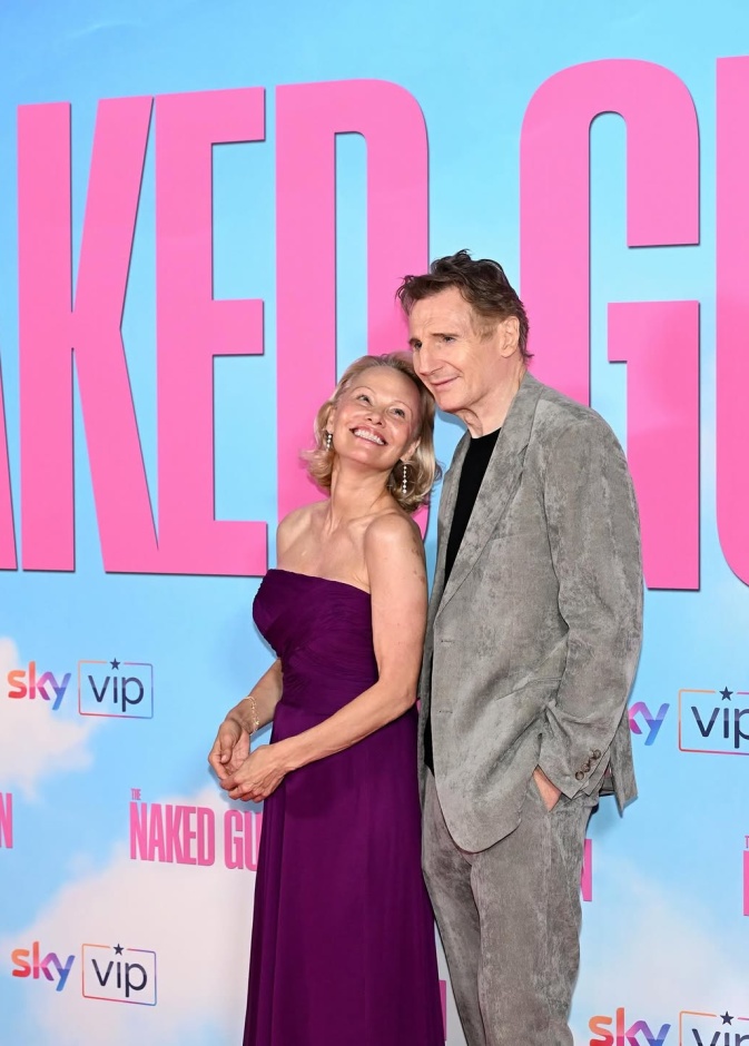 باميلا أندرسون وليام نيسون