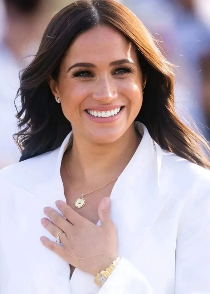 ميغان ماركل تحتفل بعيد ميلادها الـ44