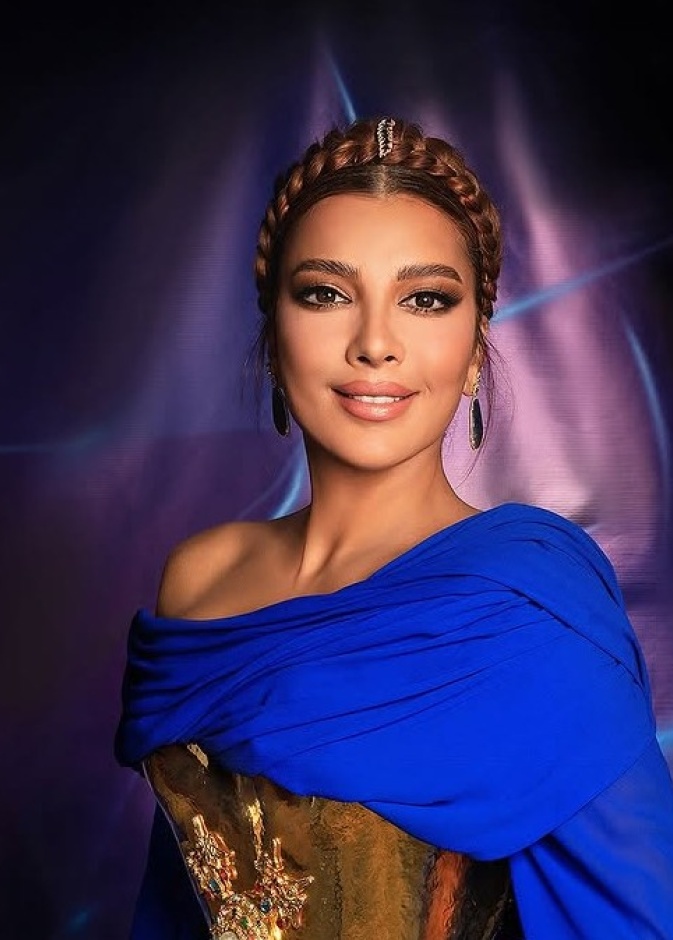  صيحات الشعر للمناسبات: إطلالات أيقونية من النجمات