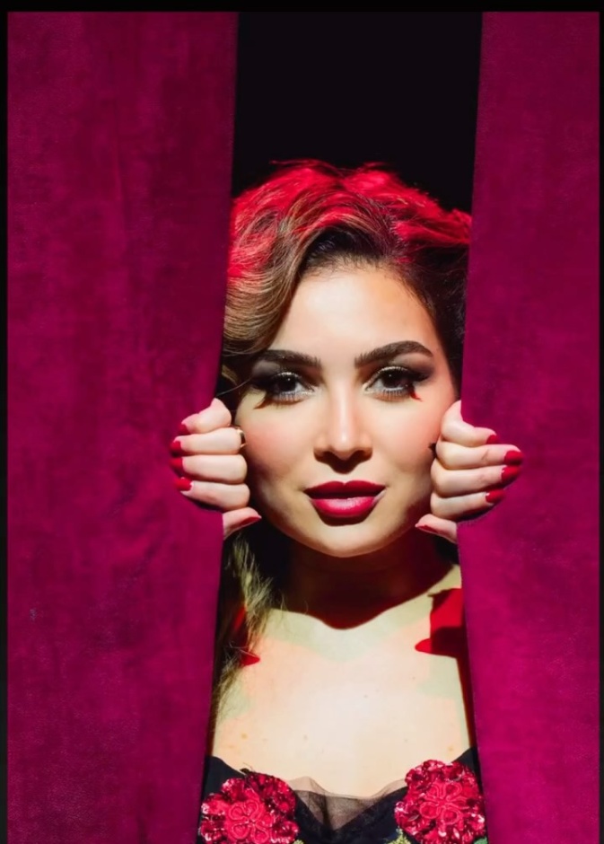 مي عز الدين 