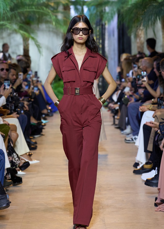 حان الوقت للإستغناء عن الجمبسوت الكلاسيكي موضة يومية منتظرة