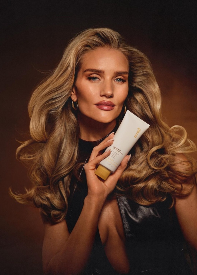  "غيزو" تعلن تعيين روزي هنتنغتون-وايتلي سفيرة عالميّة للعلامة