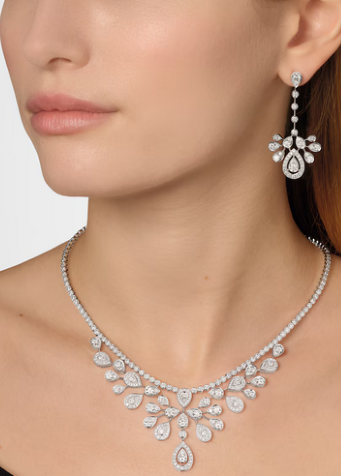 أقراط Joséphine Aigrette Impériale من Chaumet