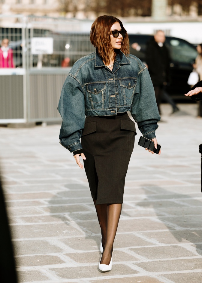 إطلالة من الدنيم من شوارع باريس