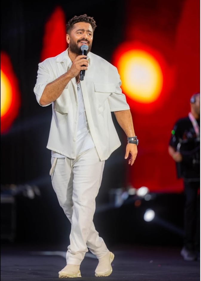 تامر حسني في حفل 