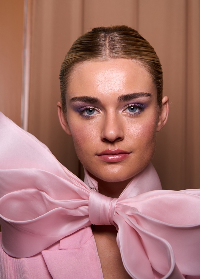 المكياج الملون في عروض نيويورك لربيع 2026