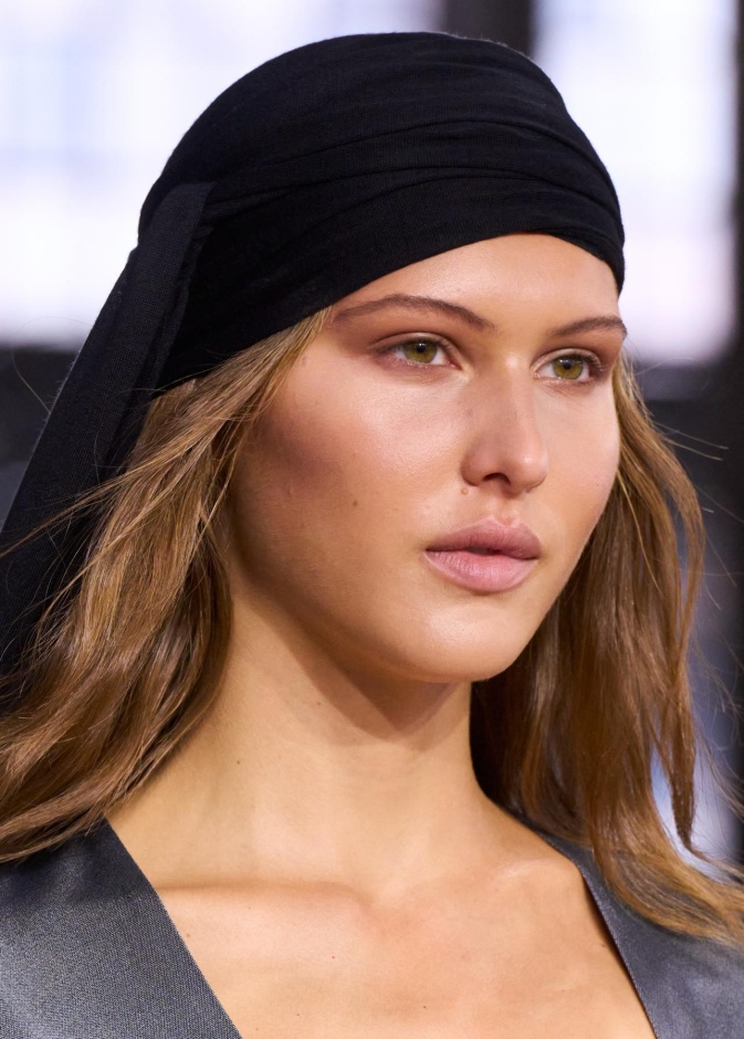 إليكِ من هي أفضل 5 مكونات أساسية تحتاجها بشرتكِ في الخريف