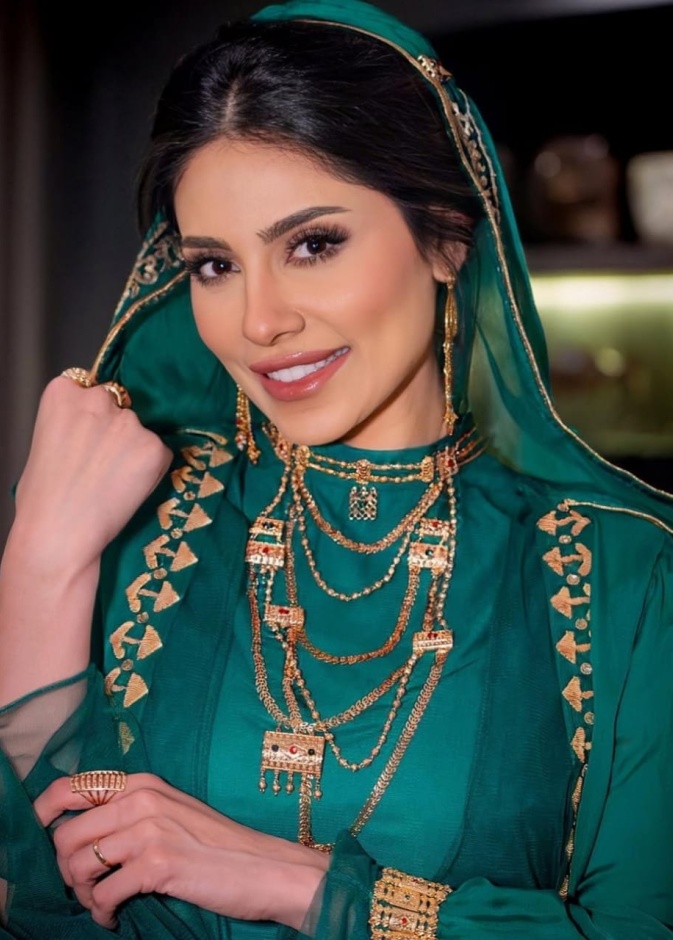 اكتشفي مع هي مكونات من الطبيعة السعودية لتعزيز جمالكِ استعدادًا لليوم الوطني