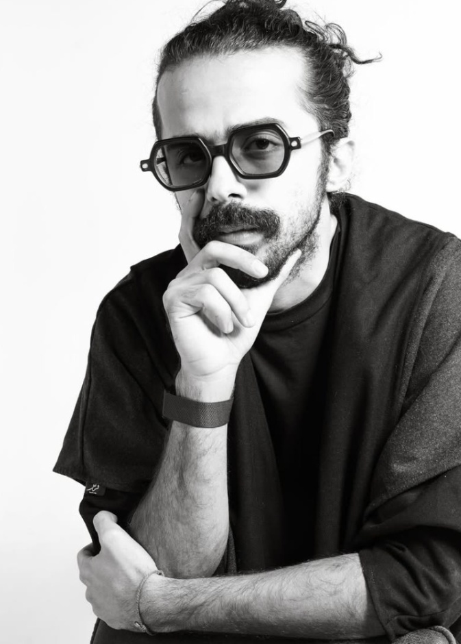 قرمز تتألق عالميا وتحصد جوائز مرموقة في  Design MasterPrize