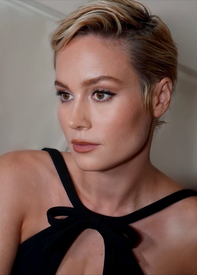النجمة Brie Larson صورة من انستغرامها