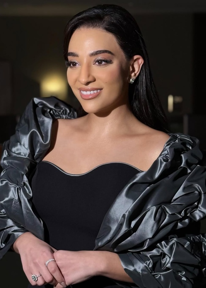 رئيسية خيرية ابو لبن صورة من انستغرامها