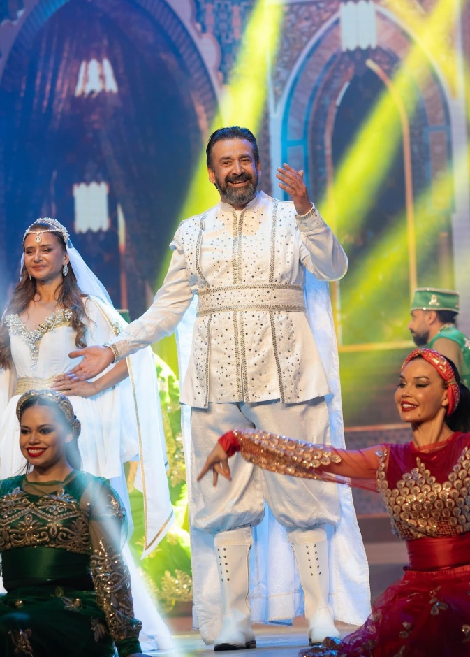 كريم عبد العزيز