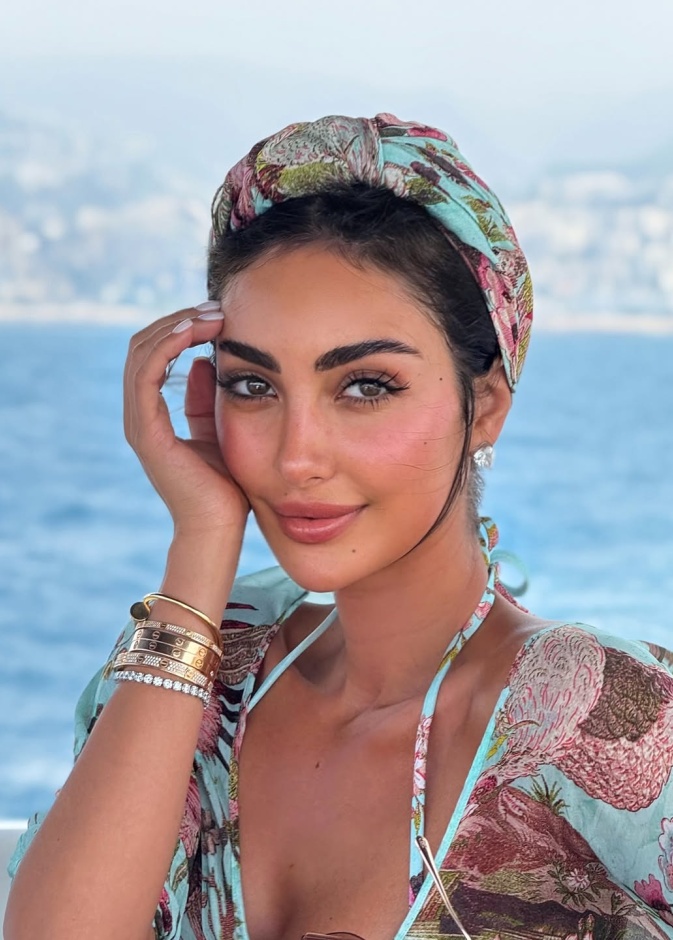 النجمة نور الغندور صورة من انستغرامها