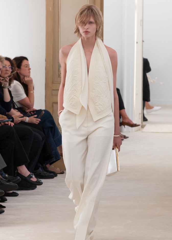 مجموعة Alberta Ferretti لربيع وصيف 2026