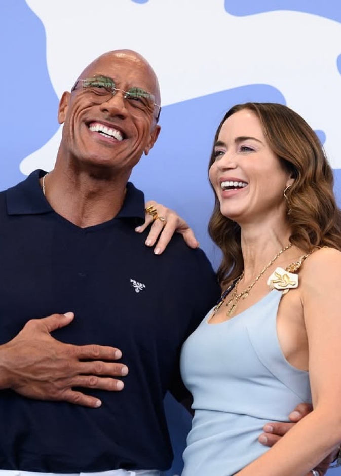 ذا روك وإيميلي بلانت في فينسيا السينمائي 2025