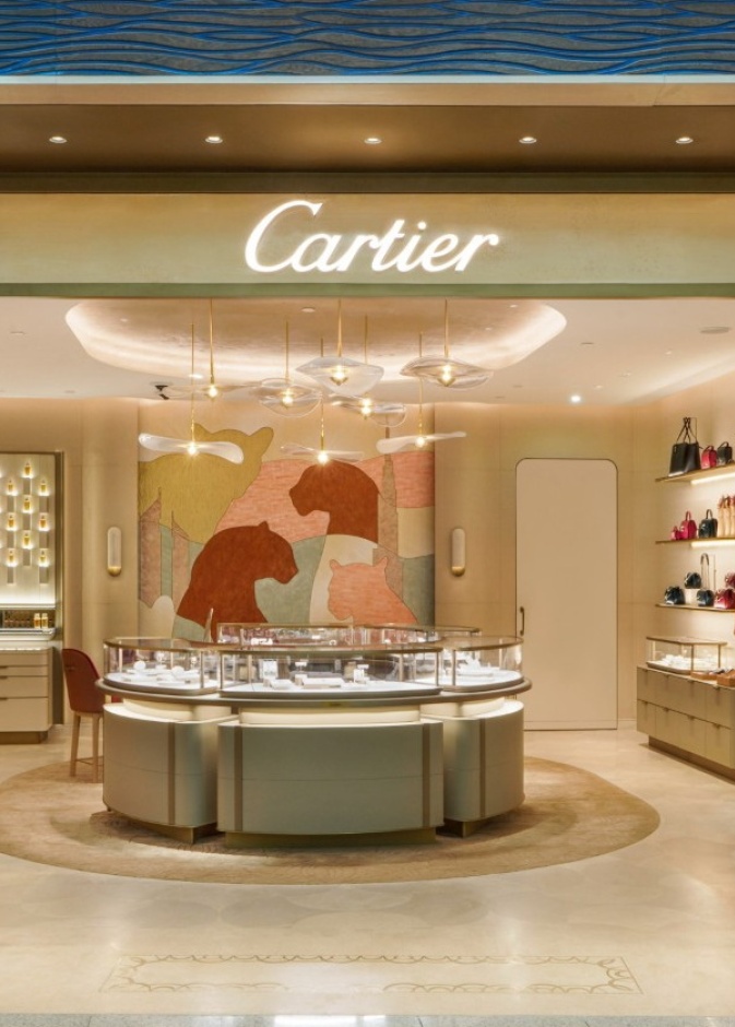 أعلنت دار كارتييه Cartier عن توسيع حضورها في مطار دبي الدولي 