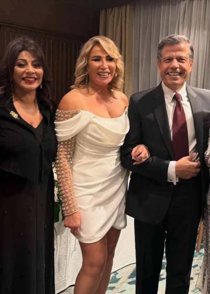 إيناس الدغيدي تحتفل بعقد قرانها على أحمد سوكارنو بحضور نجوم الفن