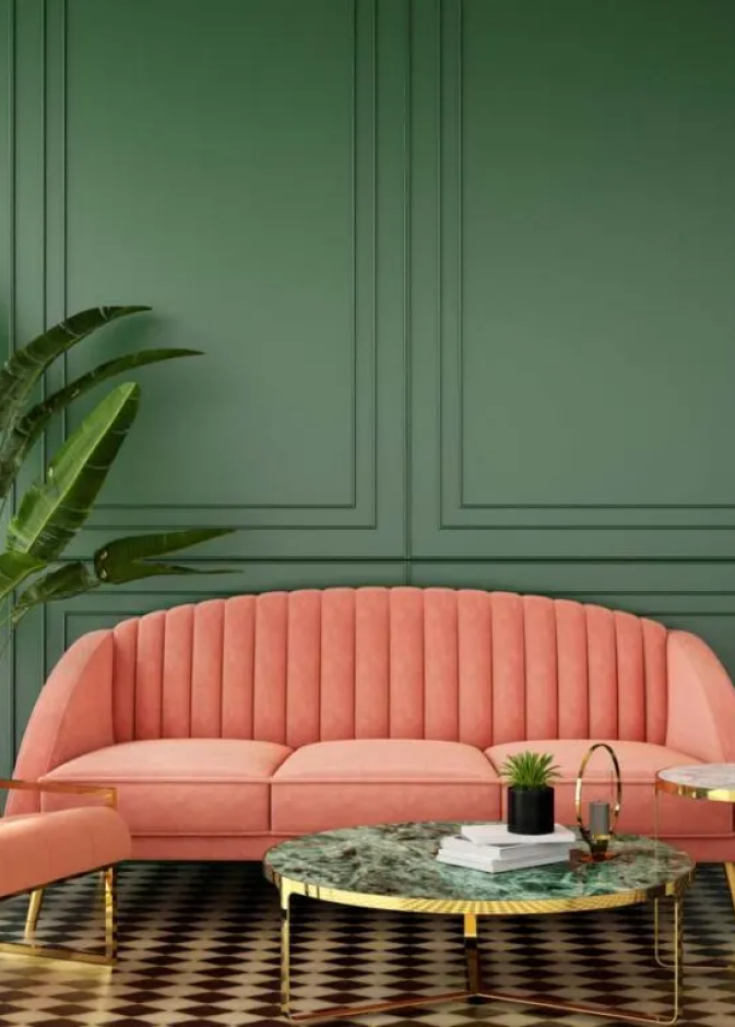 الأخضر مع اللون المرجاني ولمسات ذهبية مميزة