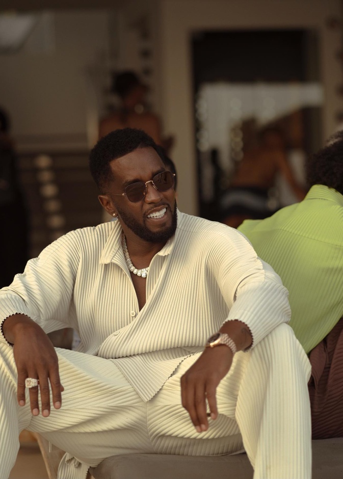  الحكم بسجن شون ديدي أكثر من 4 سنوات