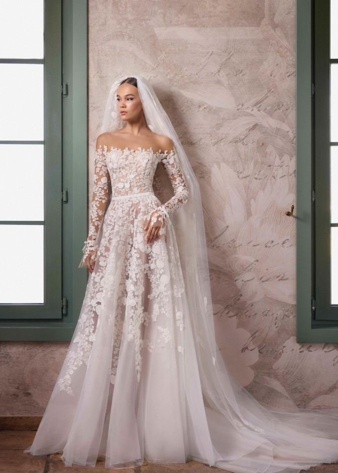 الدانتيل الساحر في مجموعة طوني ورد