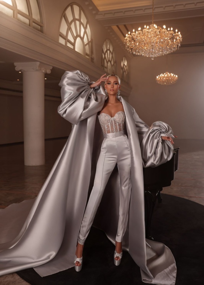 الكورسيه مع الكايب توقيع فضل جابر