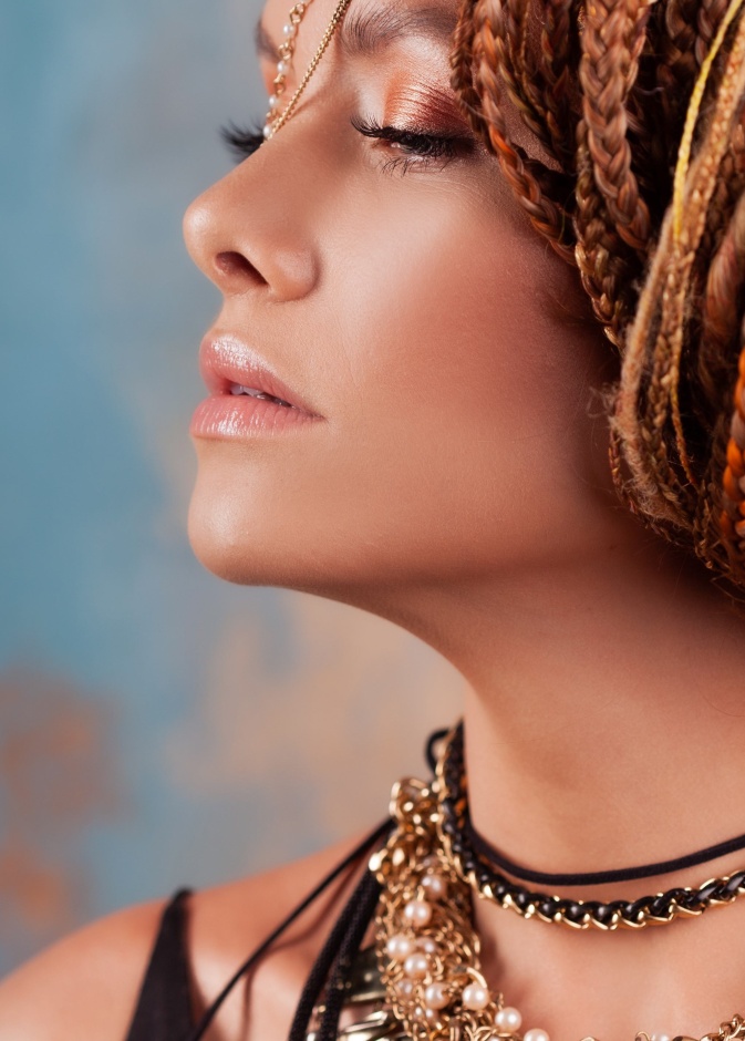 رحلة حب الذات من وحي الملكات عبر العصور