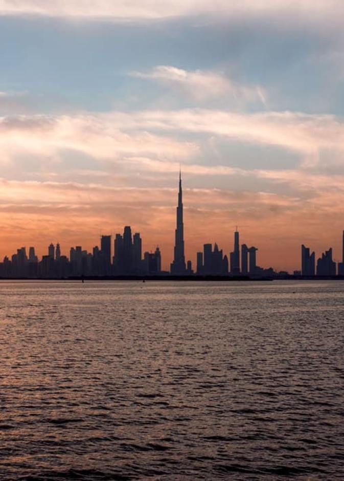 كيف تقضي يوماً ممتعاً في خور دبي.. رحلة بين التاريخ والطبيعة والثقافة