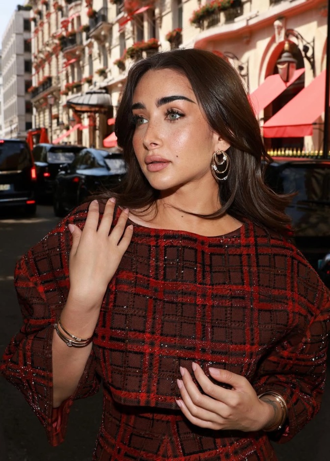 النجمة هنا الزاهد صورة من انستغرامها