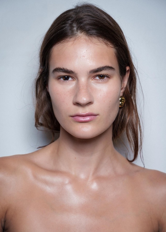 مادة الدكتور طلال عبد الرحيم يقدم لـهي خريطة سرية لأنواع حب الشباب وكيفية علاجها بشكل صحيح