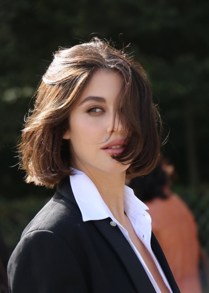 نور عريضة صورة من اسبوع الموضة الباريسي- الـ no make up make up  أساس اللوك الباريس