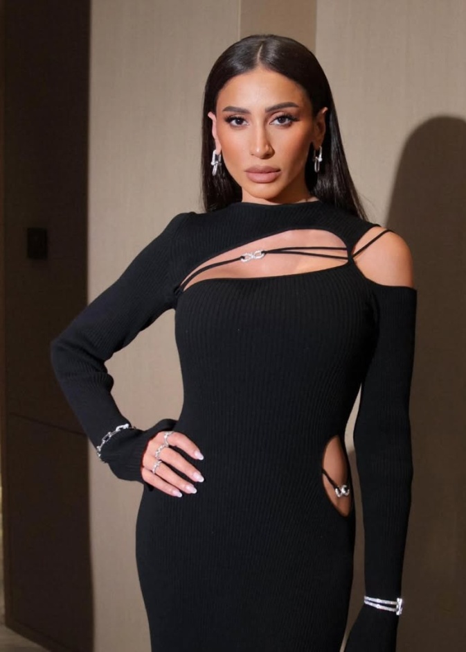 دينا الشربيني 