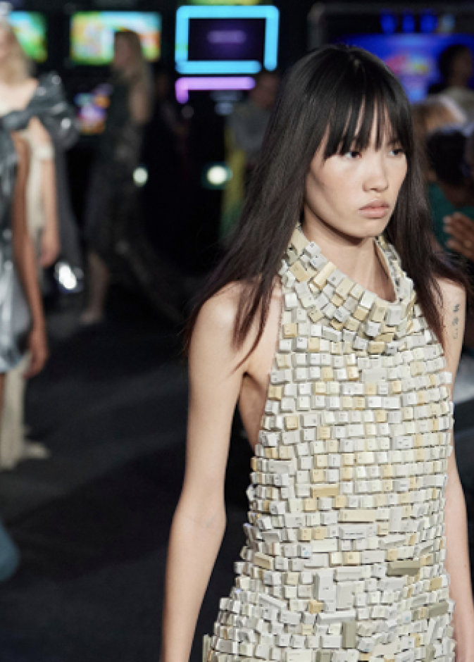 عين الخوارزمية المكوّن الخفي في صياغة مستقبل الموضة