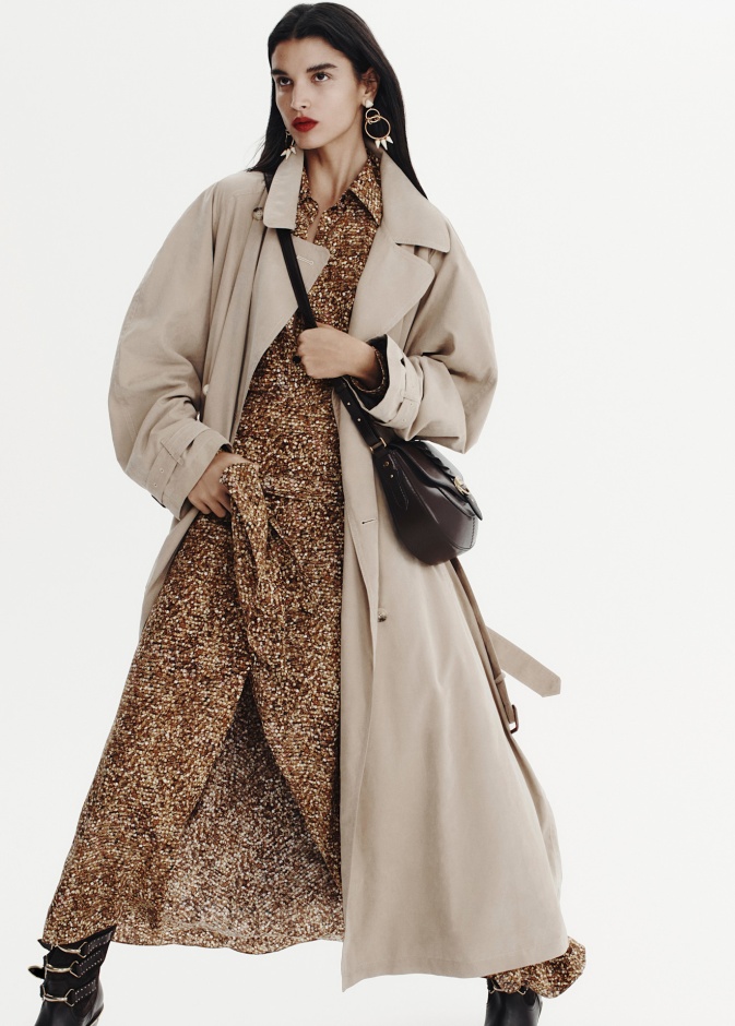 الترانكشوت هو التصميم الأبرز في موسم ما قبل خريف 2025