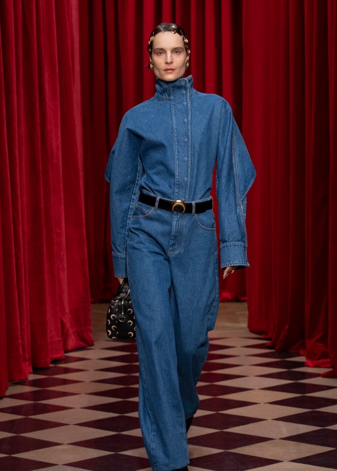 صيحة الدنيم لخريف وشتاء 2025-2026 بأسلوب Marine Serre