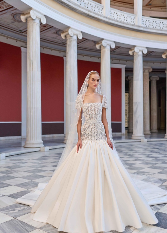فستان زفاف ساحر لرامي قاضي من مجموعة L’Éventail
