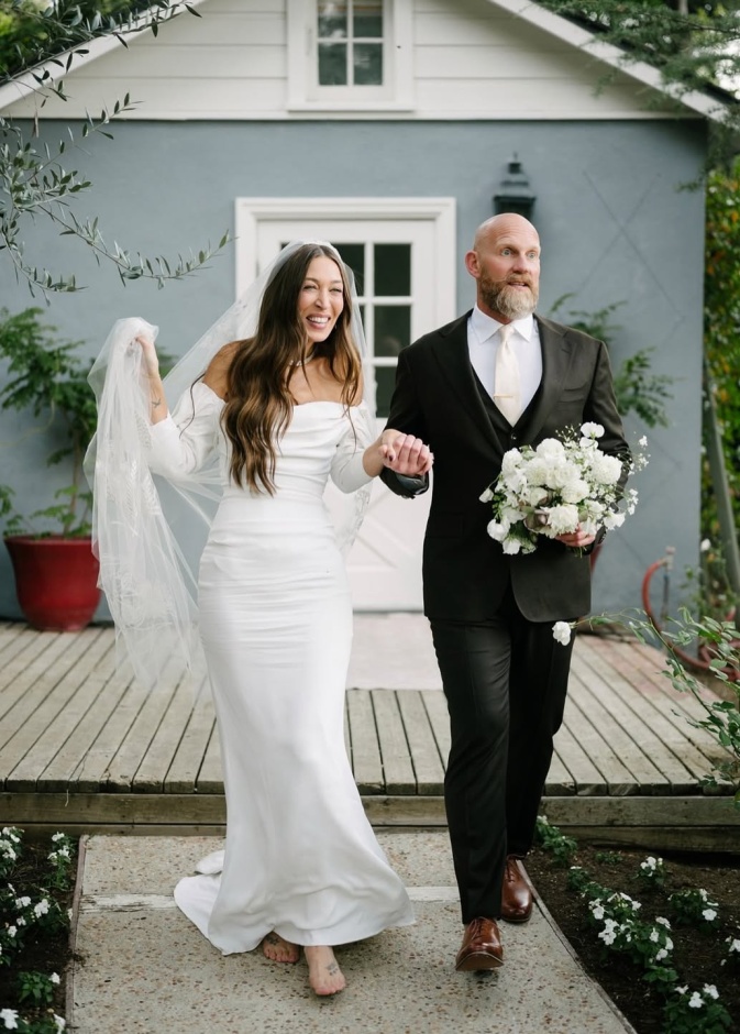 من حفل زفاف آلانا حديد وروس