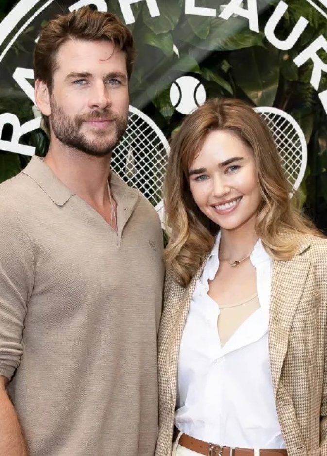 بليام هيمسورث Liam Hemsworth وغابرييلا بروكس Gabriella Brooks