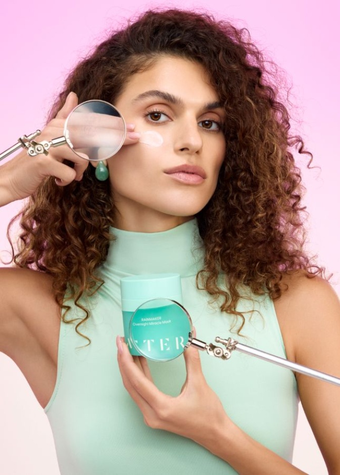 أستيري Asteri تطلق أول مجموعة منتجات للعناية بالبشرة