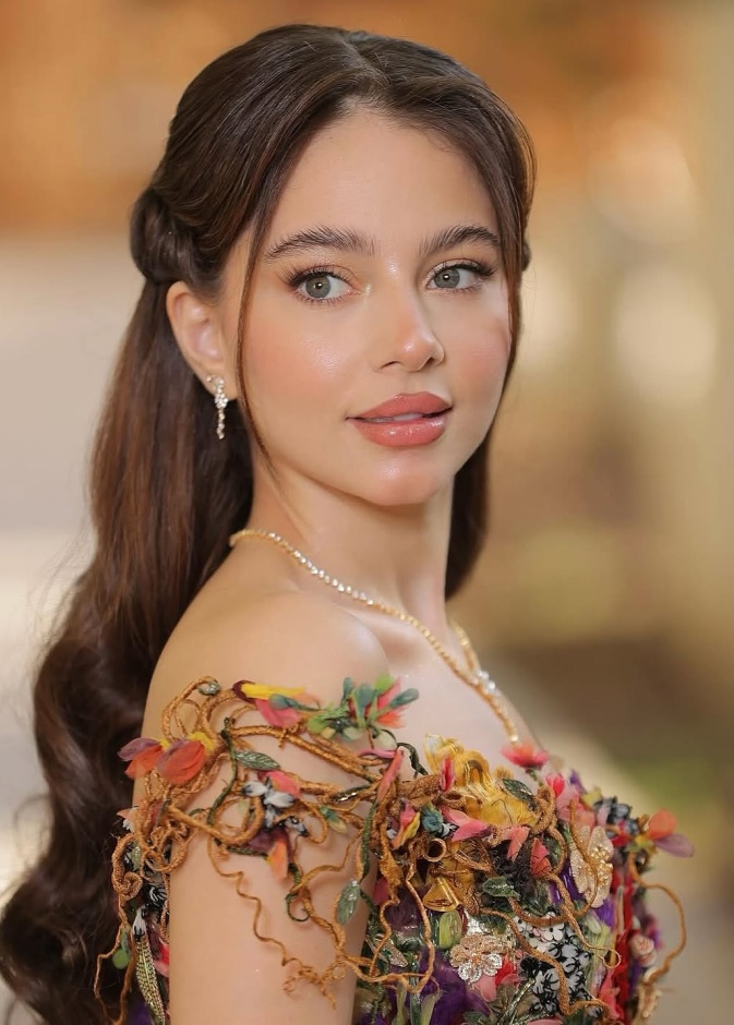 الفنانة بيسان اسماعيل صورة من انستغرامها