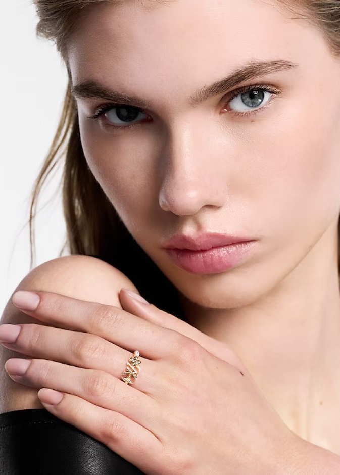 خاتم  LV  الأيقوني