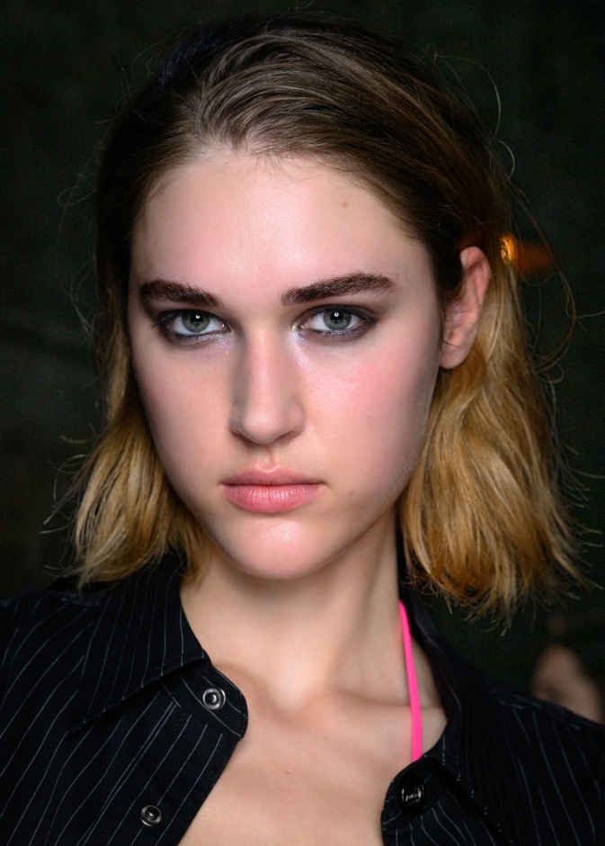 دليلك لروتين يعزّز الكولاجين ويشدّ البشرة