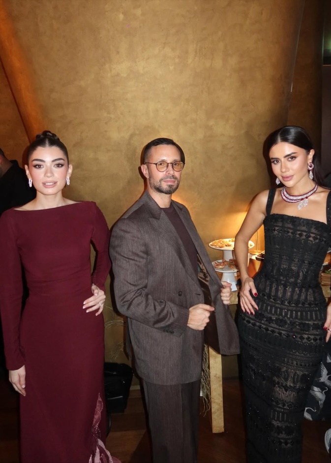 ضيفات رامي قاضي يتباهين بأجمل تصاميمه 