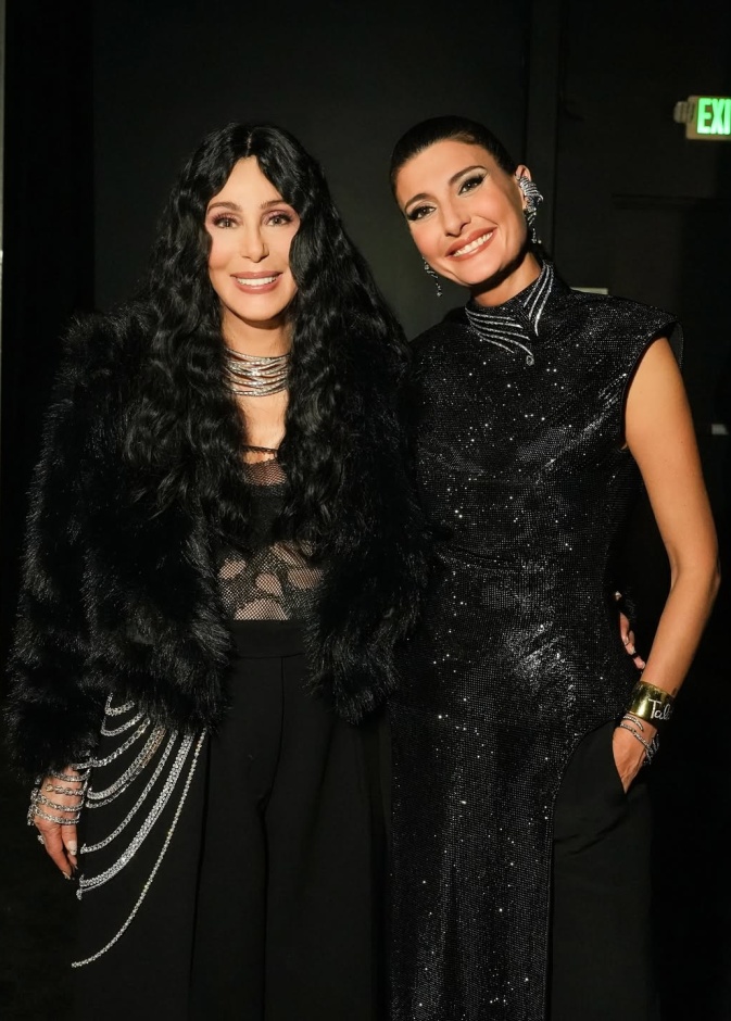 مصممة المجوهرات جيوفانا إنجلبرت وشير