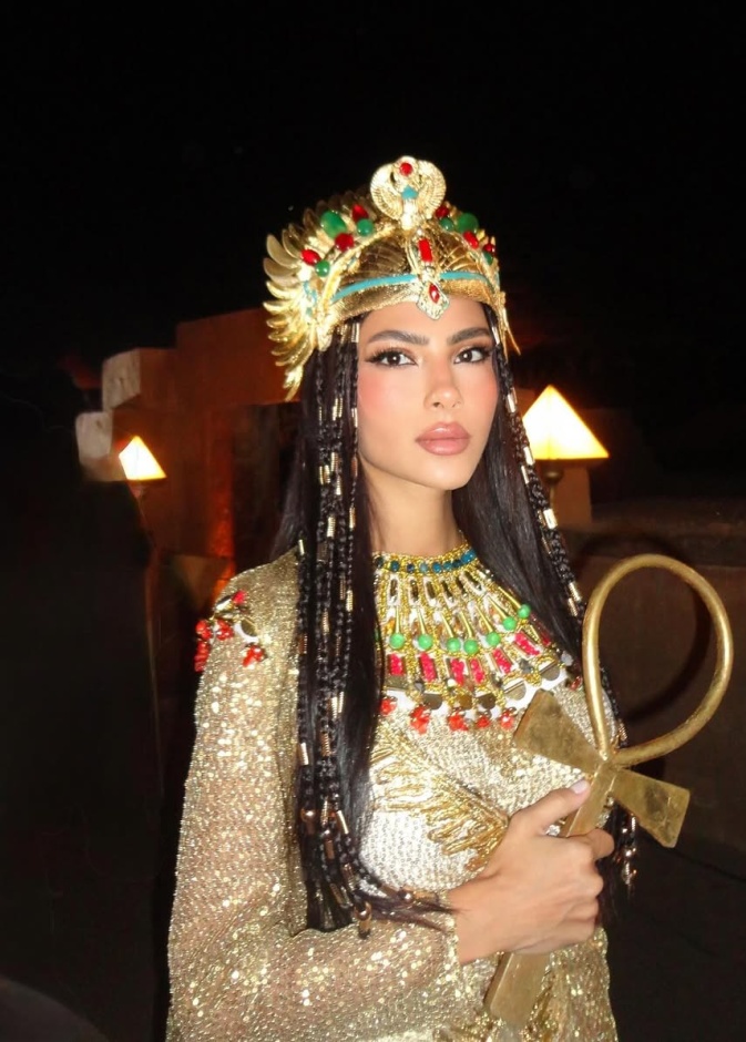 نجمات تنافسن على سحر الإطلالة الجمالية الفرعونية في حفل افتتاح المتحف المصري