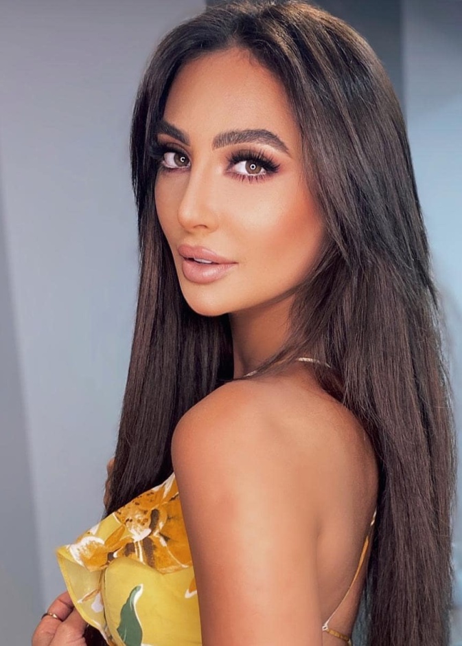 النجمة نور الغندور صورة من انستغرامها